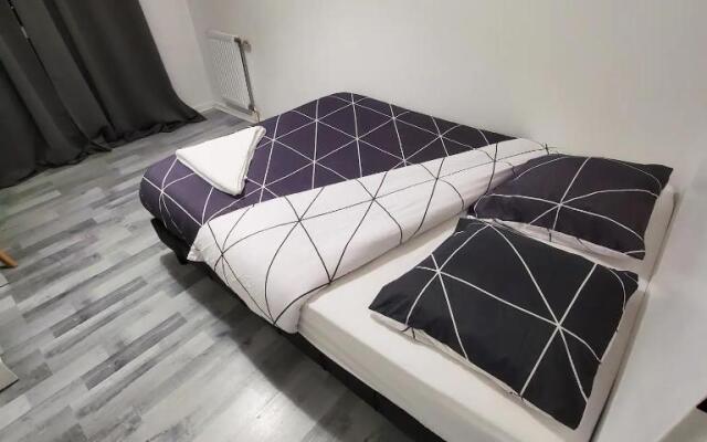 Appart 6 à 8 personnes proche centre parking gratuit