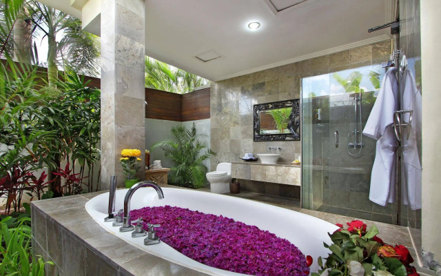 The Bale Tokek Villas
