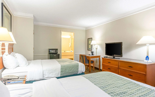 Rodeway Inn Huntsville West