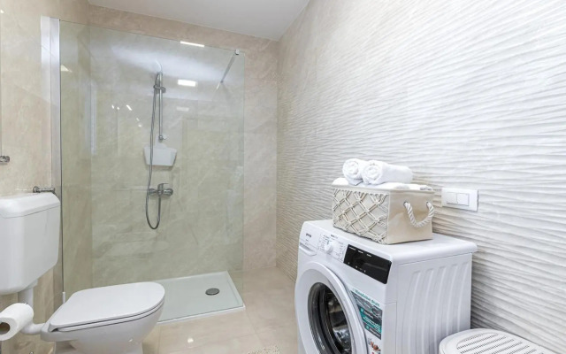 Holiday House Sunset