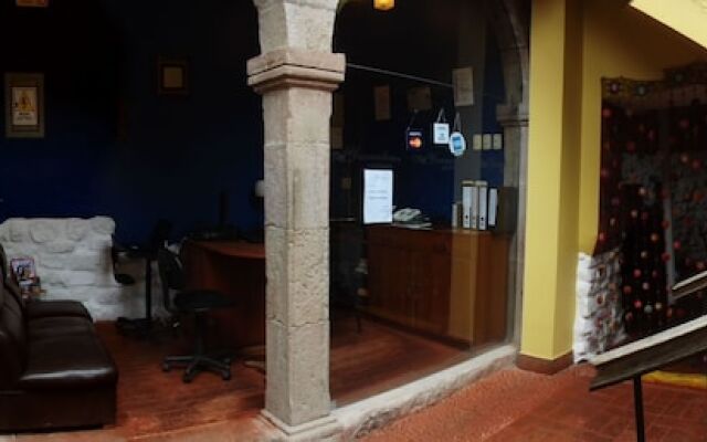 Hostal Illapa Inn