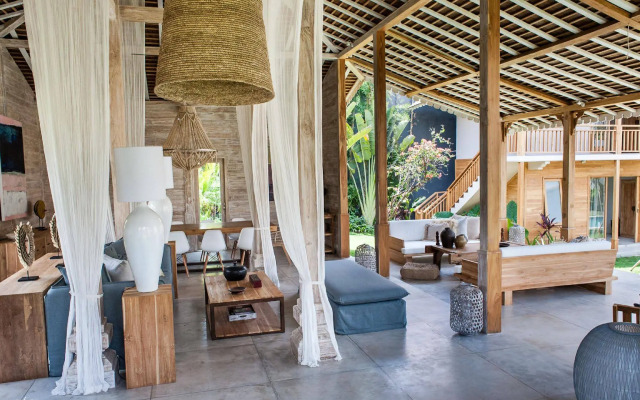 Villa Alea by Villa Finder