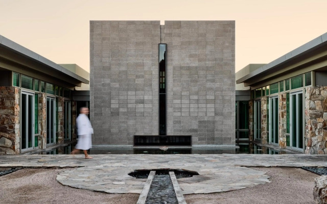 Sanctuary Camelback Mountain Resort and Spa