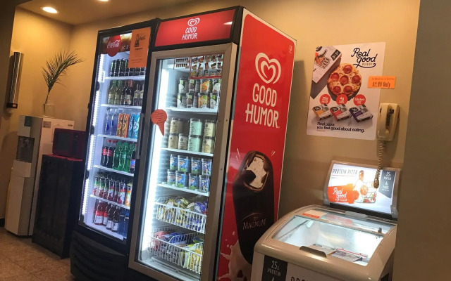 GreenTree Inn & Suites Alhambra
