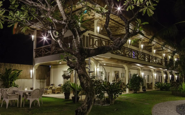 Mike's Dauin Beach Resort
