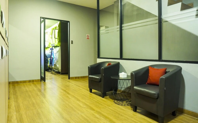 Hotel O Fiducia Capsule Hotel