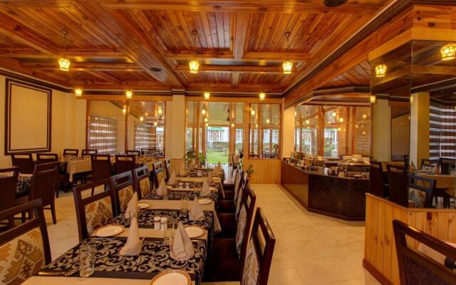 Hotel Kanishka Manali