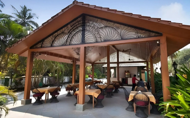 Sea Mist Beach Resort