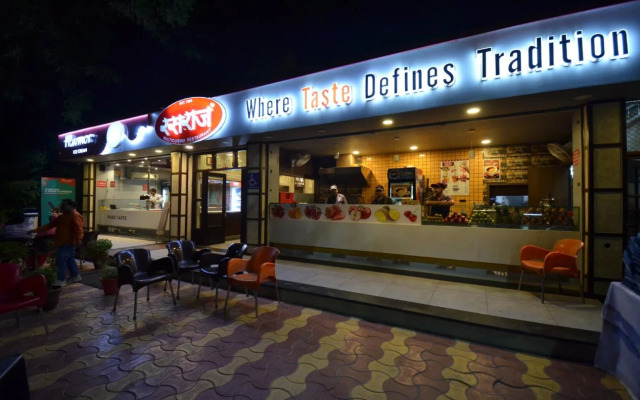 Oyo 24408 Nirmala Guest House