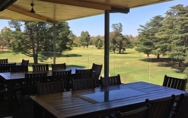 Shepparton Golf Club Motel