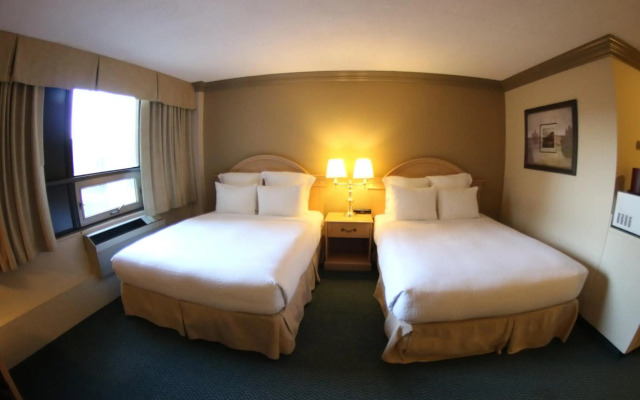 Nomad Hotel and Suites
