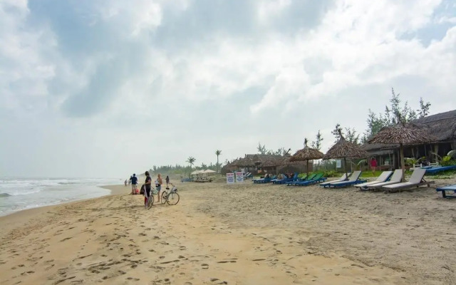 Tan Thanh Family Beach Home