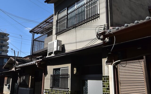 Tarbo's House Surugamachi : Near JR Nara Station 10ppl