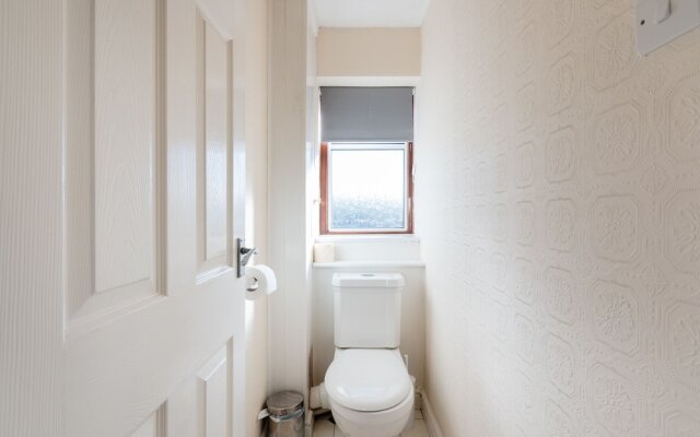 Compton Lodge 5-bedroom house