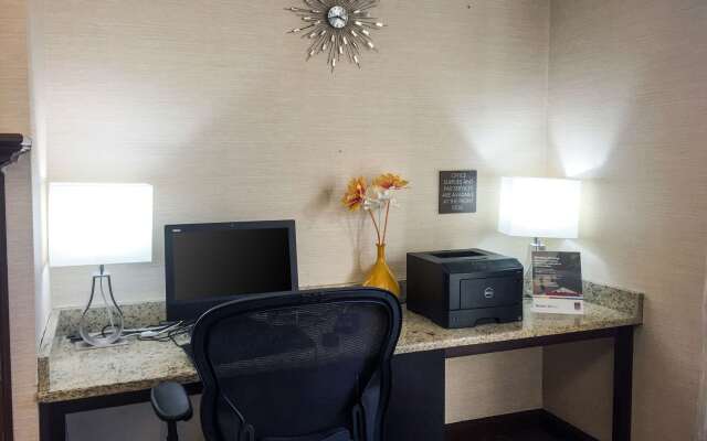 Comfort Suites Regency Park