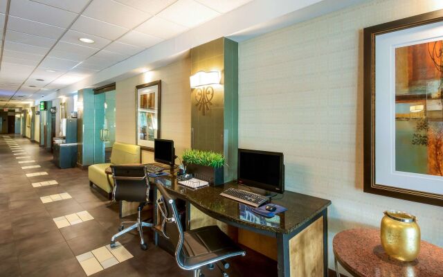 Chester Hotel & Conference Center