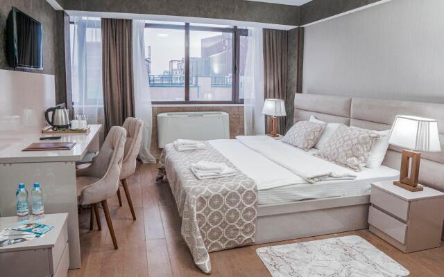 Pino Vere Palace Hotel