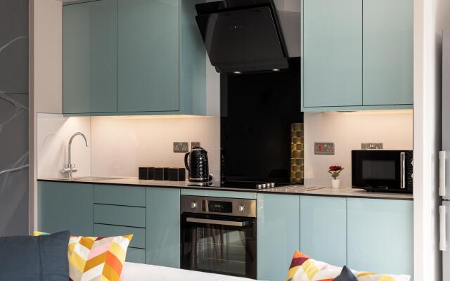 Amazing 1-Bed Apartment