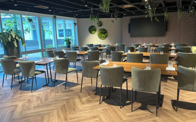 De Zon Hotel & Restaurant by Flow