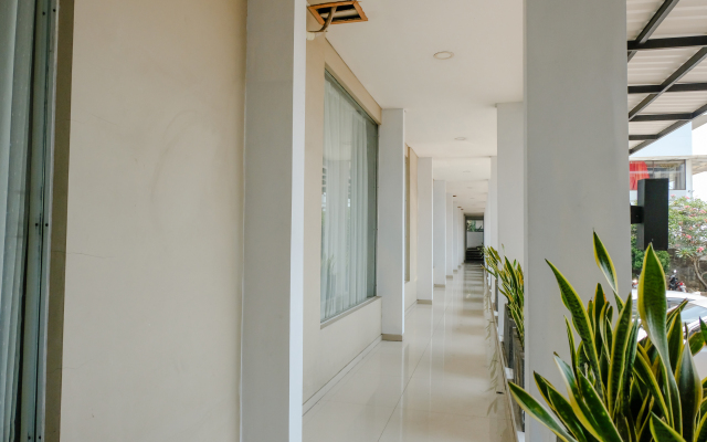 Townhouse OAK Series Style Hotel Jember