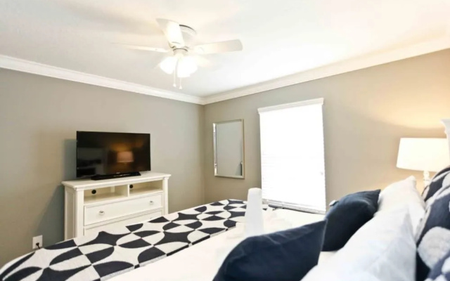 Majesty Palm Townhome 8958