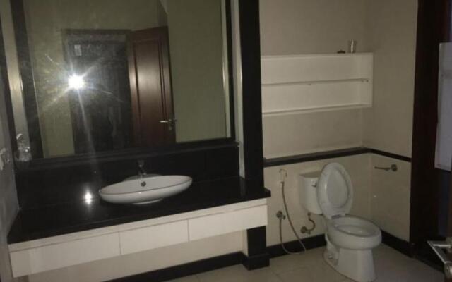 Villa Alex Claket by ZUZU