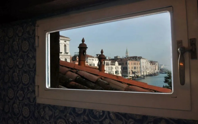 Guggenheim Collection Venice Apartment