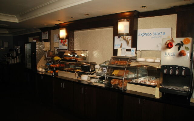 Holiday Inn Express Hotel & Suites Birmingham-Irondale(East) by IHG