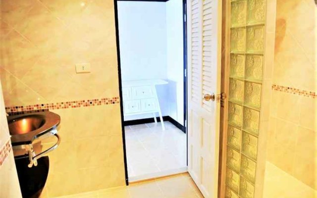 1 bed Luxury Condo Jomtien