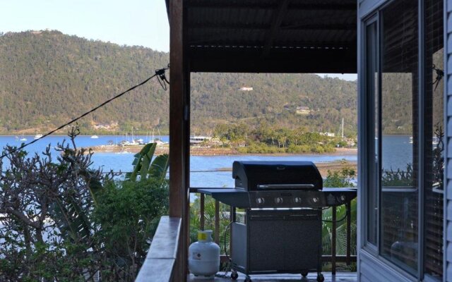Airlie Getaway - Views