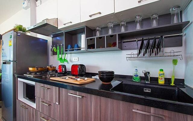 Interstellar Beachfront Villa B