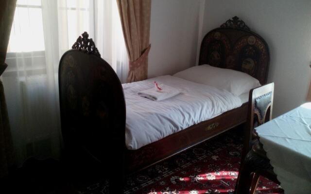 Monastery Garden Bistro & Rooms