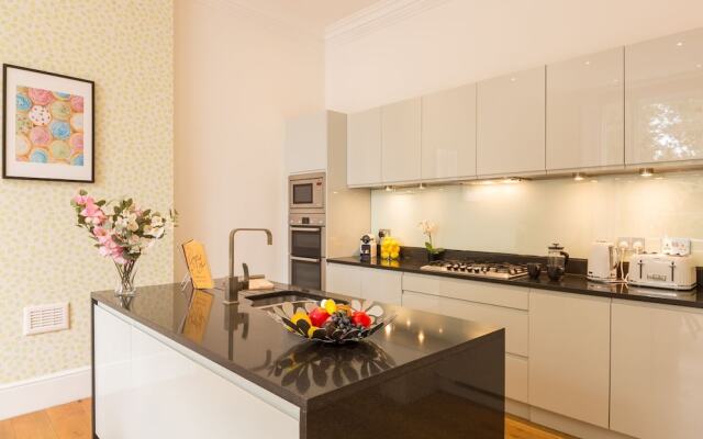 Urban Chic - Bayswater