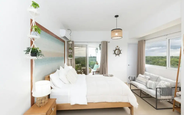 The Farallon Beach Condo by Acomodo
