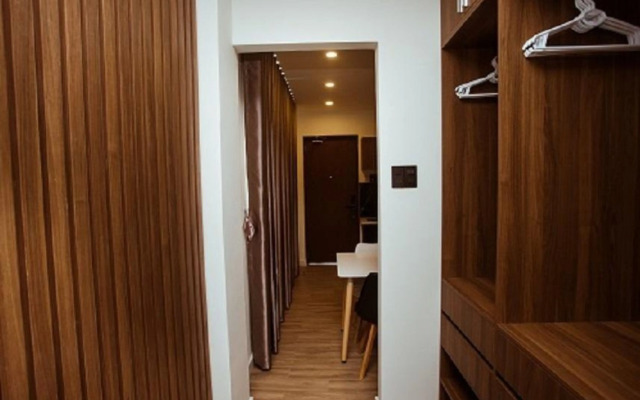 Lee Charming Hotel by ZUZU