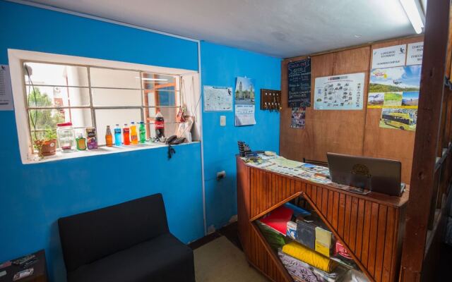 Tupackers Hostel