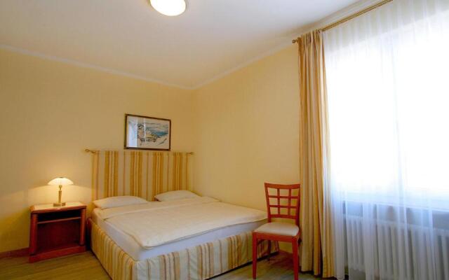 Hotel Garni Golf