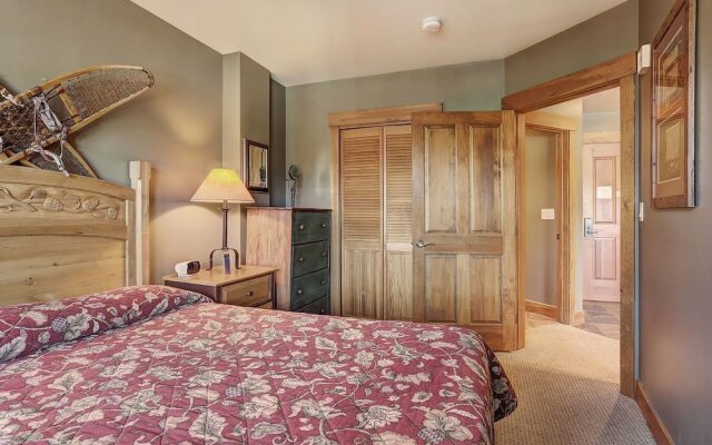 8843 The Springs 2 Bedroom Condo