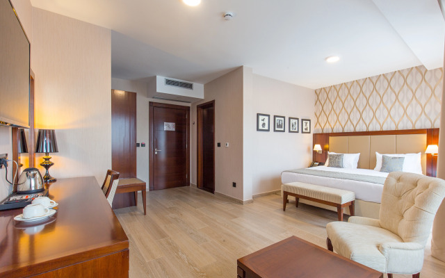 Xenon Hotel & SPA