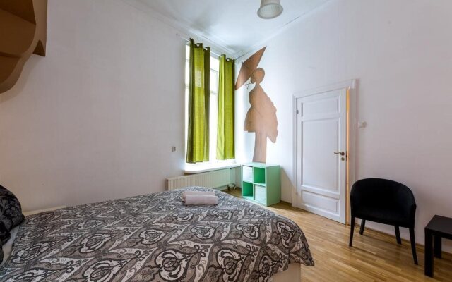 Tallinn Old Town Hostel - Alur