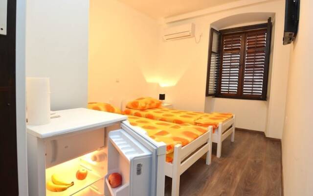 Studio Inn