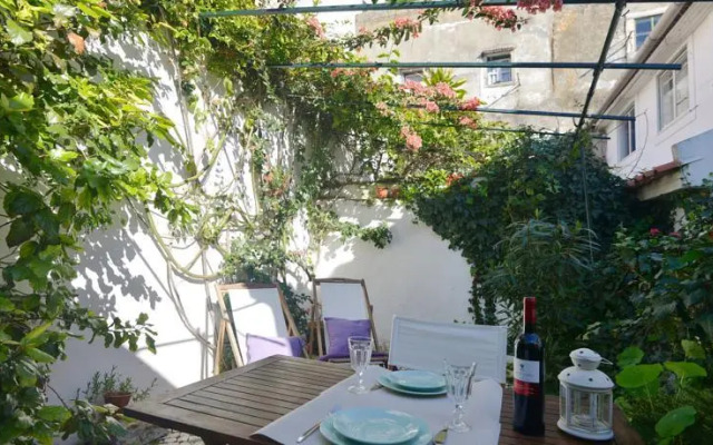 Feels Like Home - Alfama Terrace