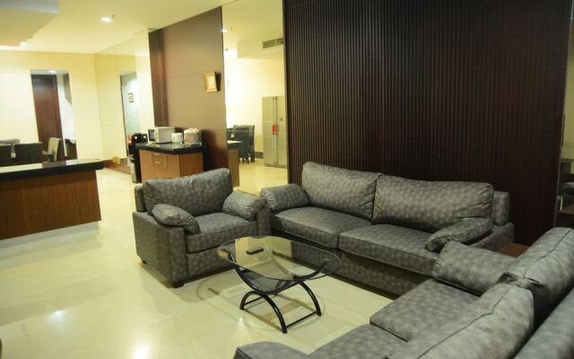 2 Bedrooms Pearl Garden by Travelio