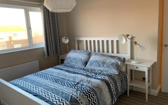 New Renovated-Spacious House Seahouses