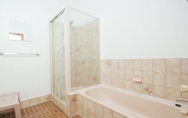 Bay Parklands, 6/2 Gowrie Avenue