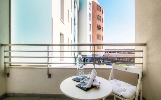 JOIVY Spacious Apt in Stunning Como