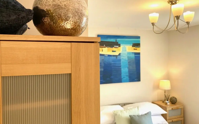 Aylesbury Contractor & Staycation Home