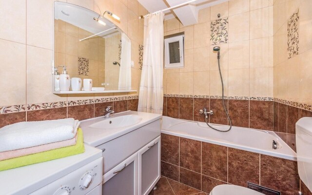 Nice Home in Tisno With Wifi and 2 Bedrooms