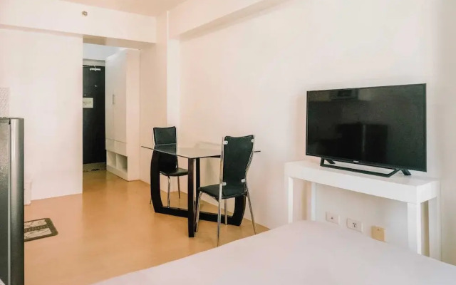 City Haven With Prime Views