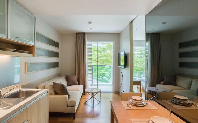 Lux Contemporary Condo By Favstay